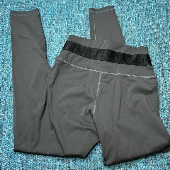 Kittenish High Rise Logo Band Leggings in Gray Black Jessie James Decker - Picture 5 of 6